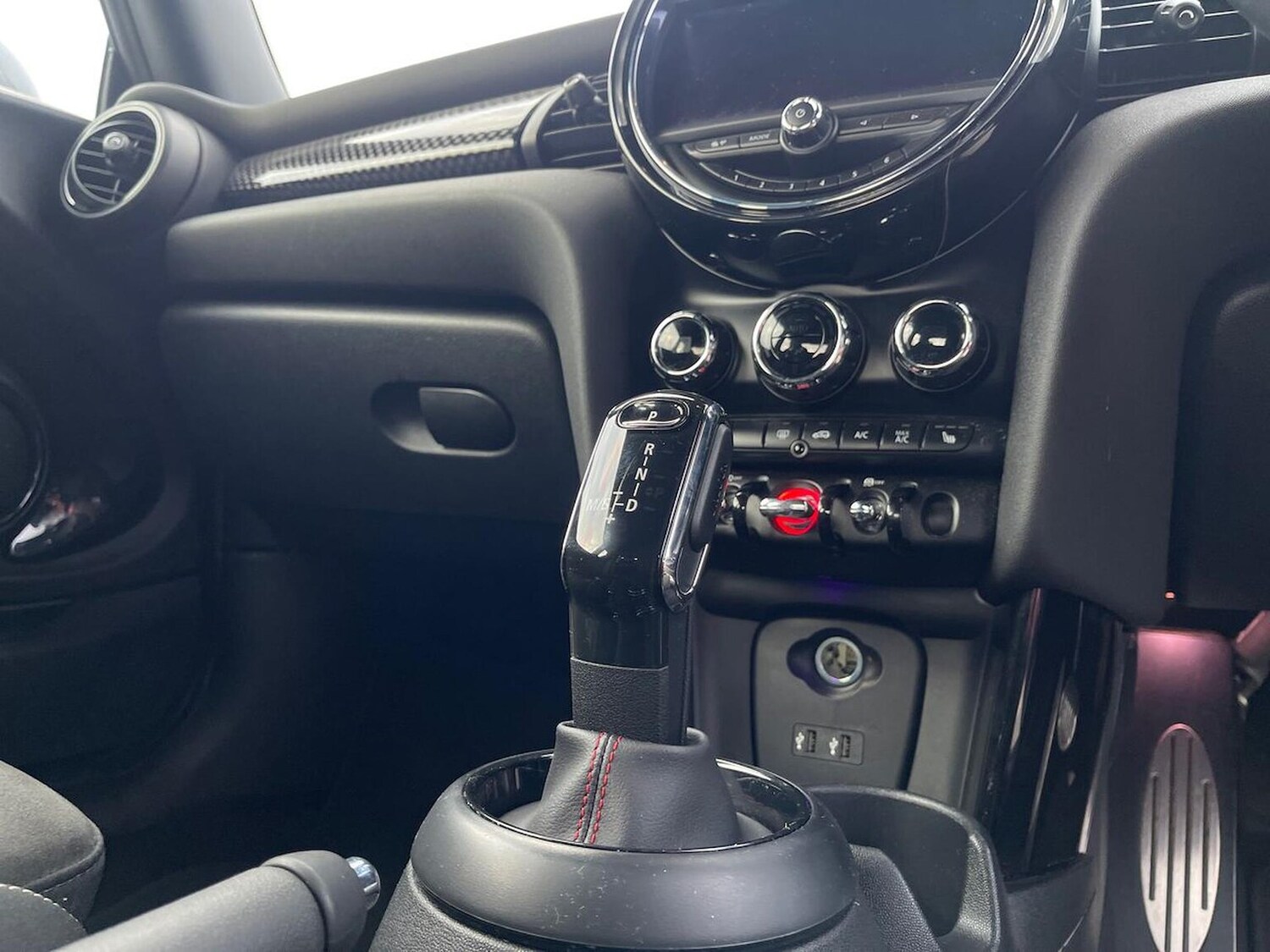 Used MINI Hatch 2019 for sale - 76342979: Photo 13