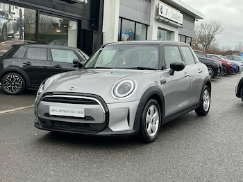 2023 - 1.5 Cooper Classic 5dr [Comfort/Nav Pack]