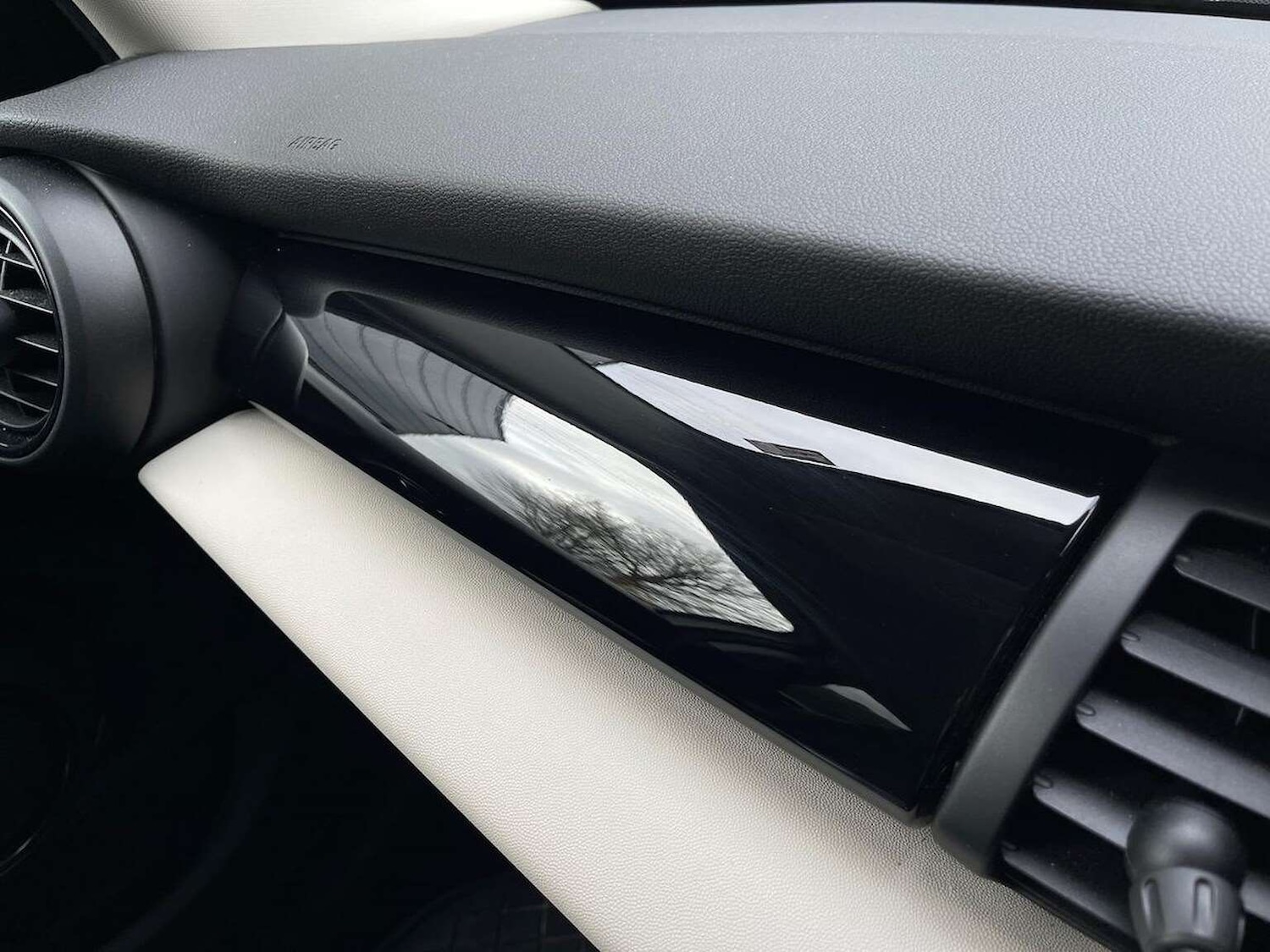 Used MINI Hatch 2016 for sale - 76596296: Photo 24