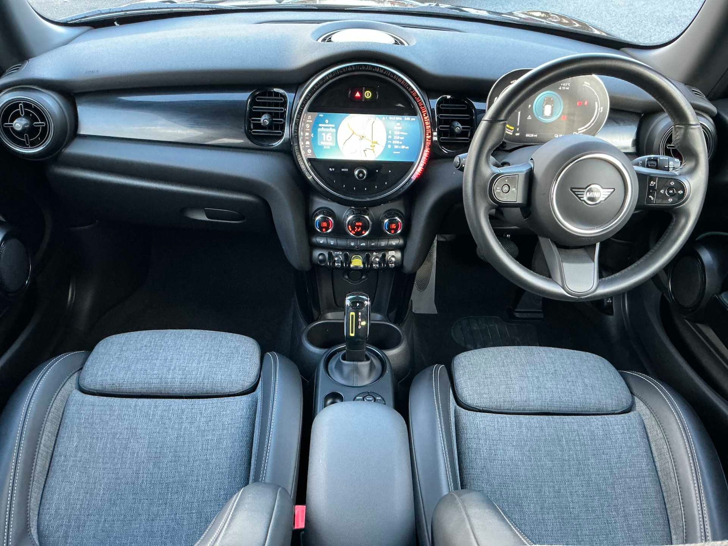 Used MINI Hatch 2021 for sale - 77802165: Photo 8