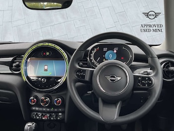 Used MINI Hatch 2023 for sale - 78801516: Photo