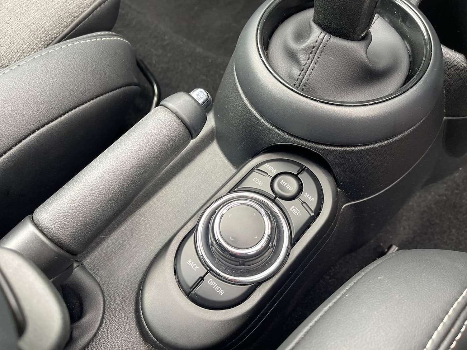 Used MINI Convertible 2022 for sale - 76596278: Photo 23