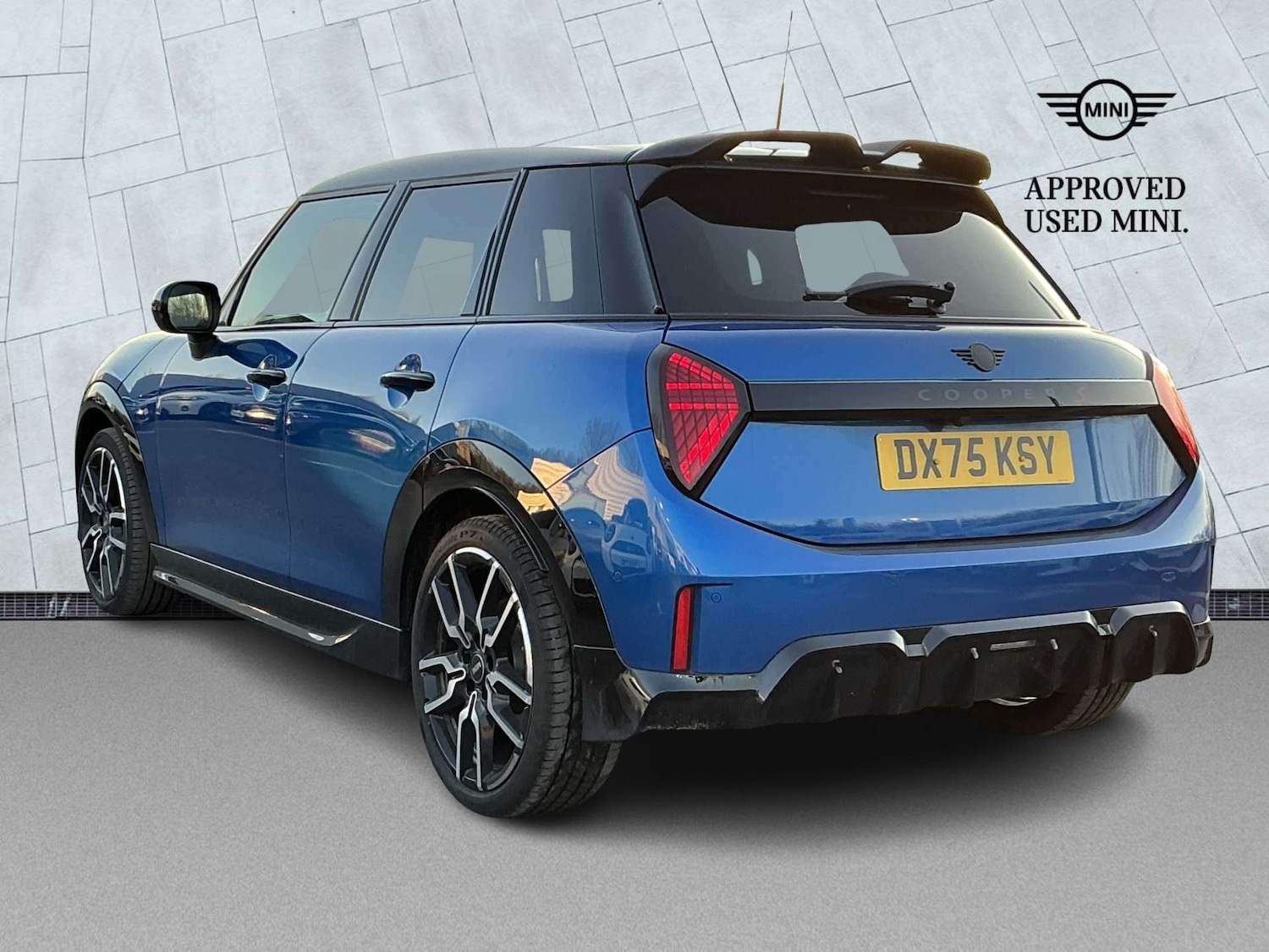 Used MINI Cooper 2025 for sale - 78131791: Photo 2