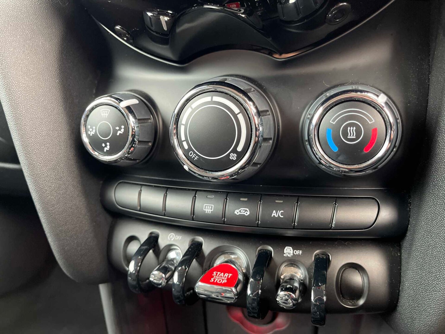 Used MINI Hatch 2019 for sale - 76846045: Photo 12