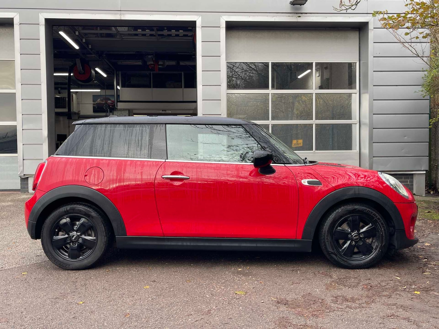 Used MINI Hatch 2019 for sale - 76846045: Photo 3