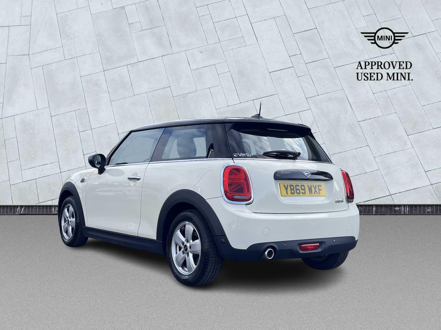 Used MINI Hatch 2019 for sale - 77536089: Photo 2