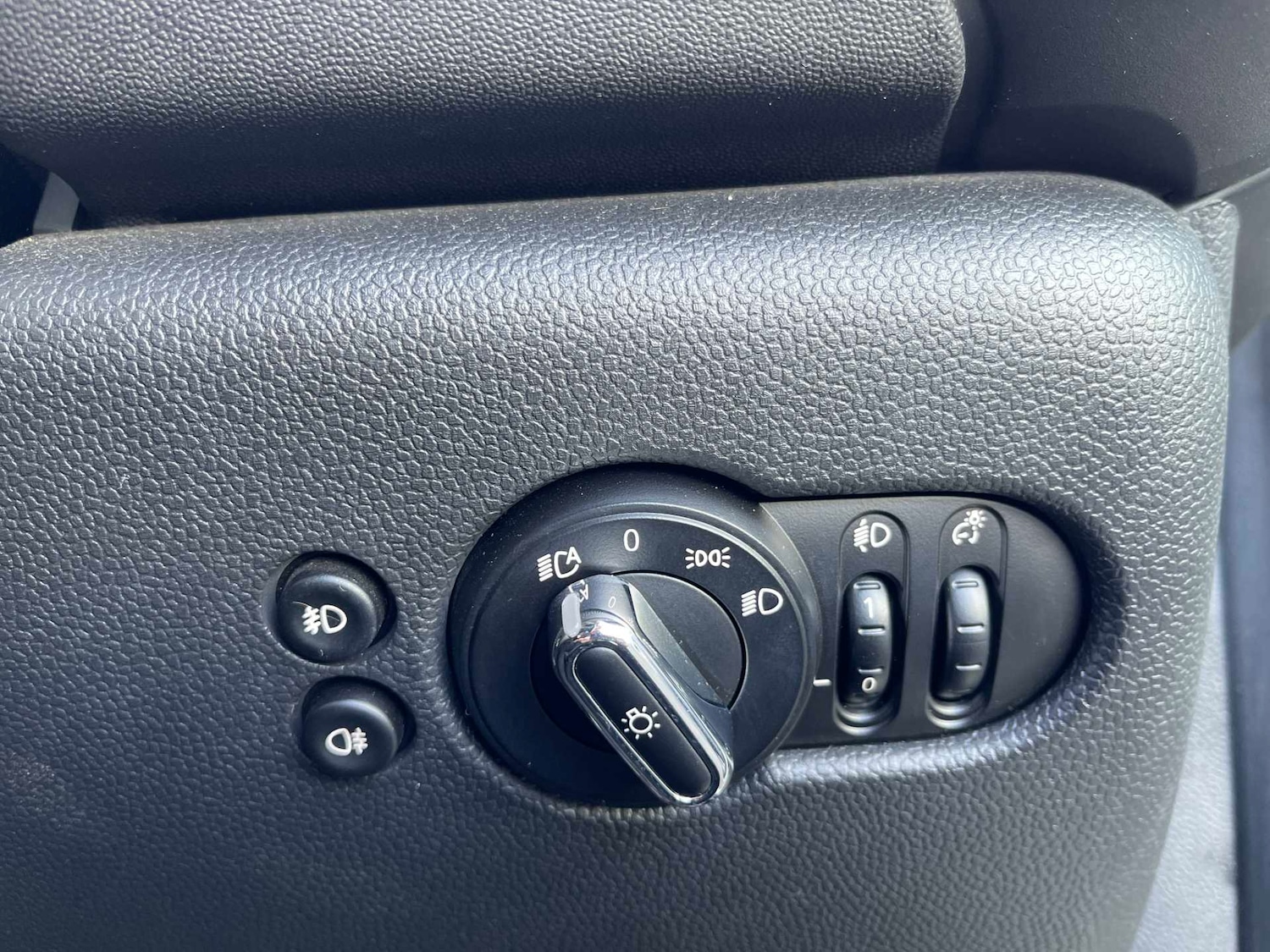 Used MINI Hatch 2019 for sale - 77536089: Photo 22