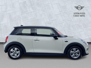 Used MINI Hatch 2019 for sale - 77536089: Photo