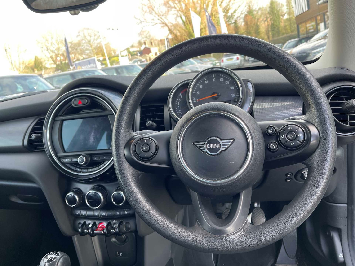 Used MINI Hatch 2019 for sale - 77536089: Photo 9