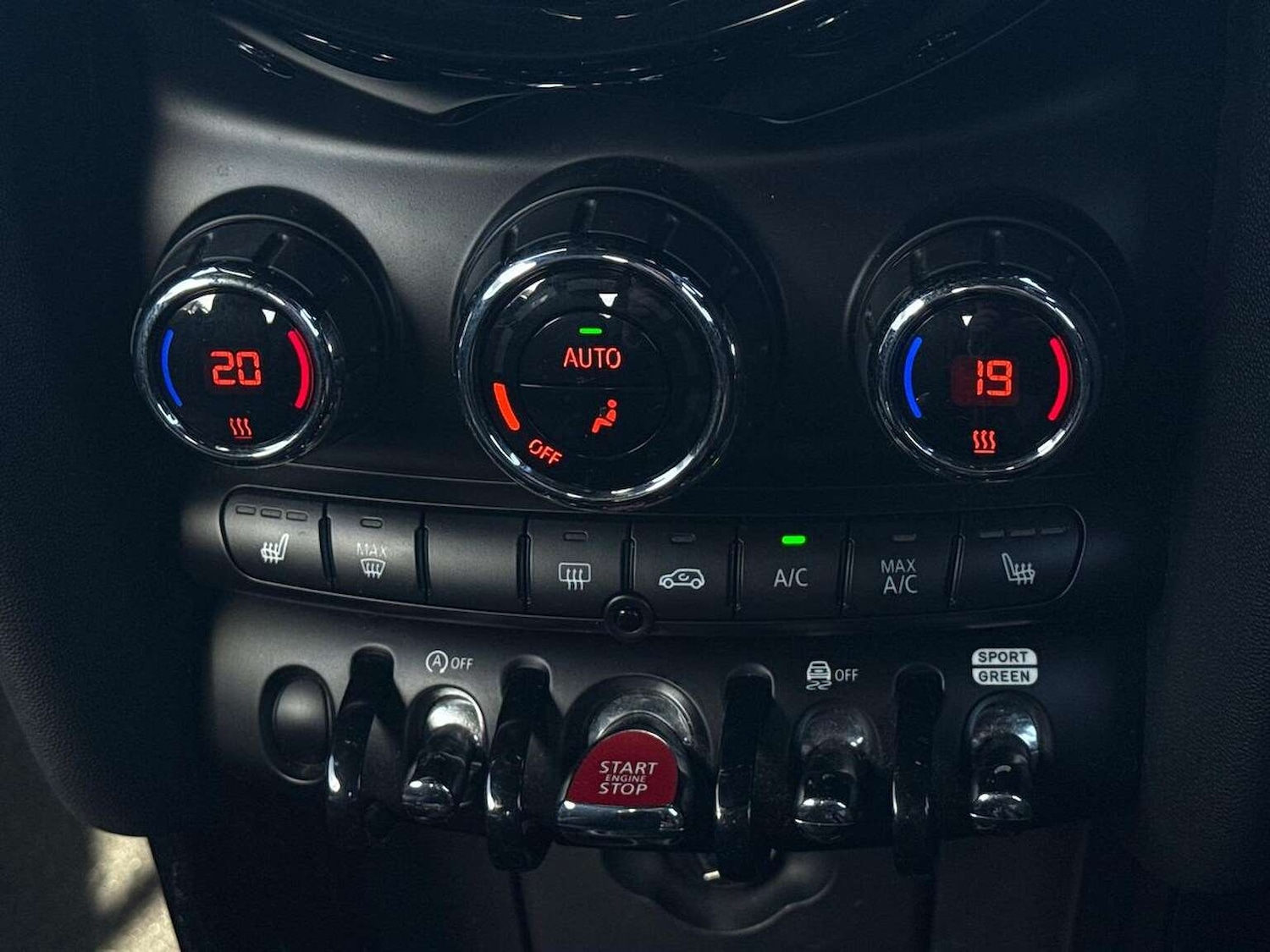 Used MINI Convertible 2018 for sale - 76596497: Photo 12