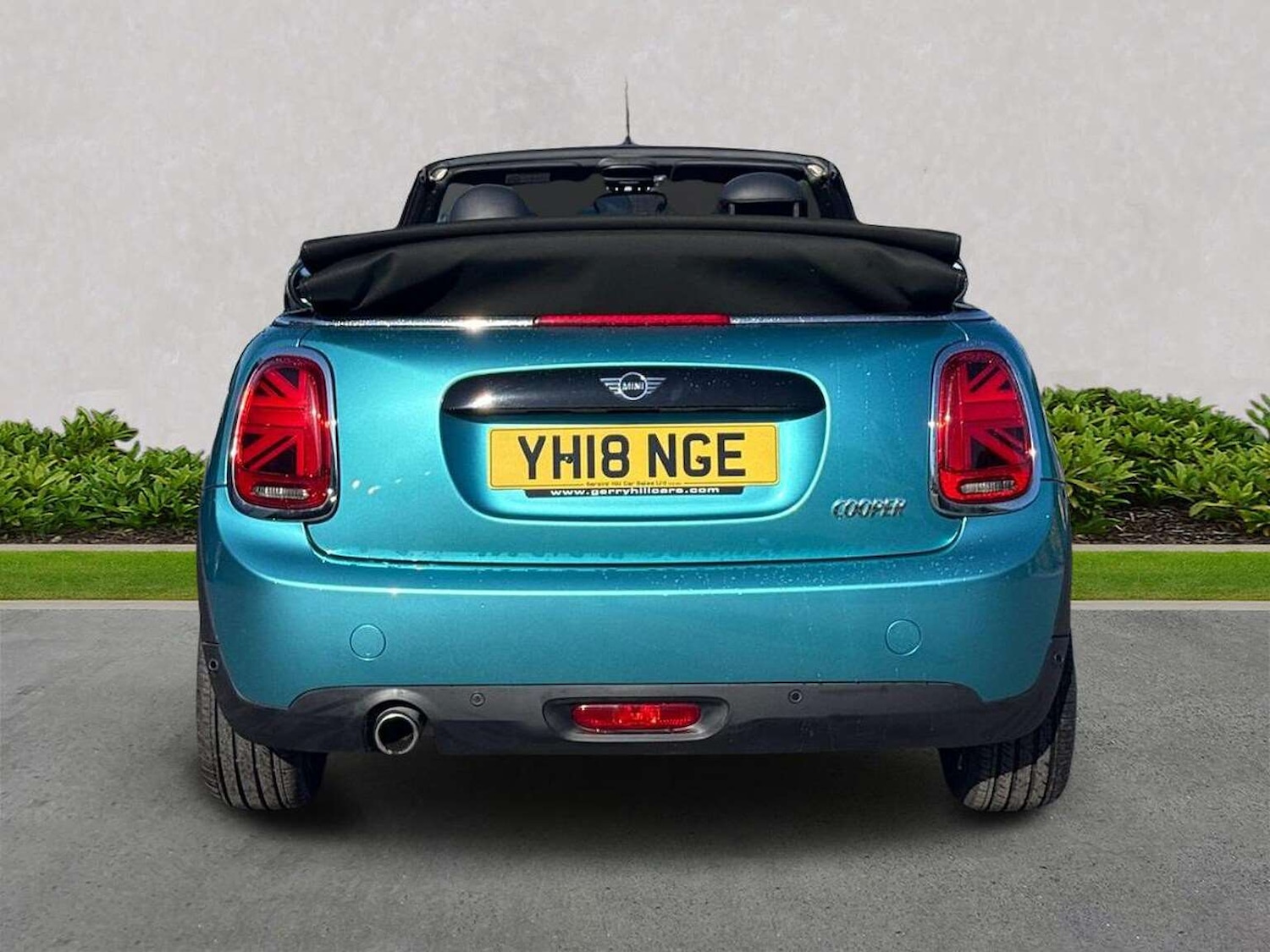 Used MINI Convertible 2018 for sale - 76596497: Photo 4