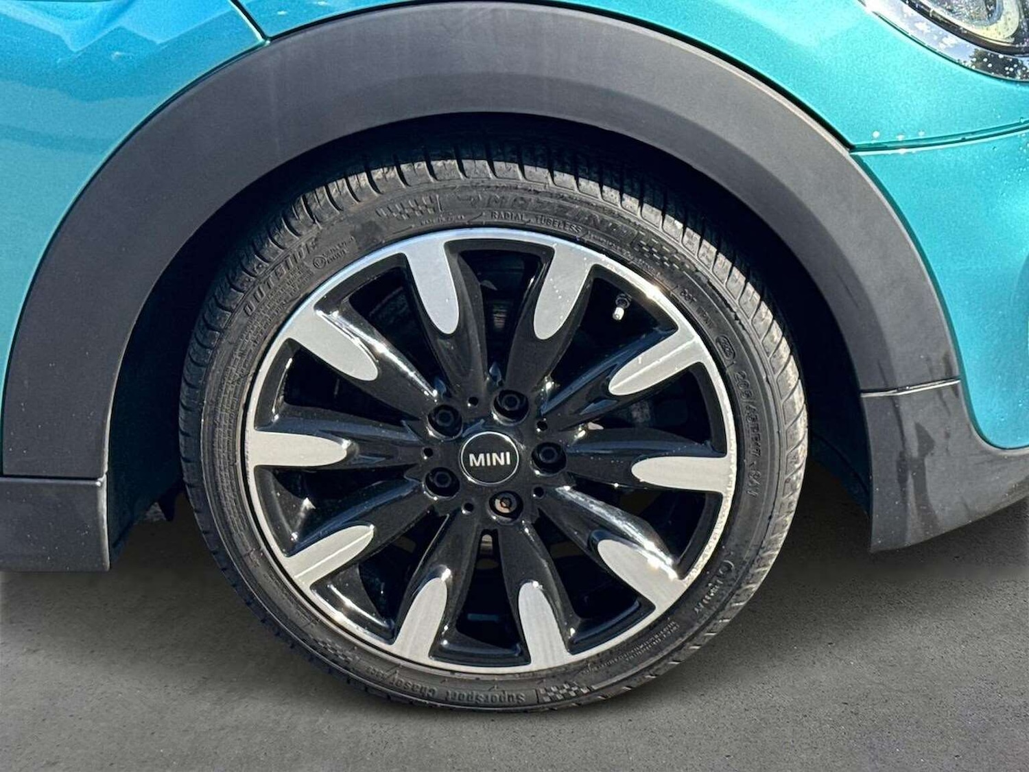 Used MINI Convertible 2018 for sale - 76596497: Photo 6