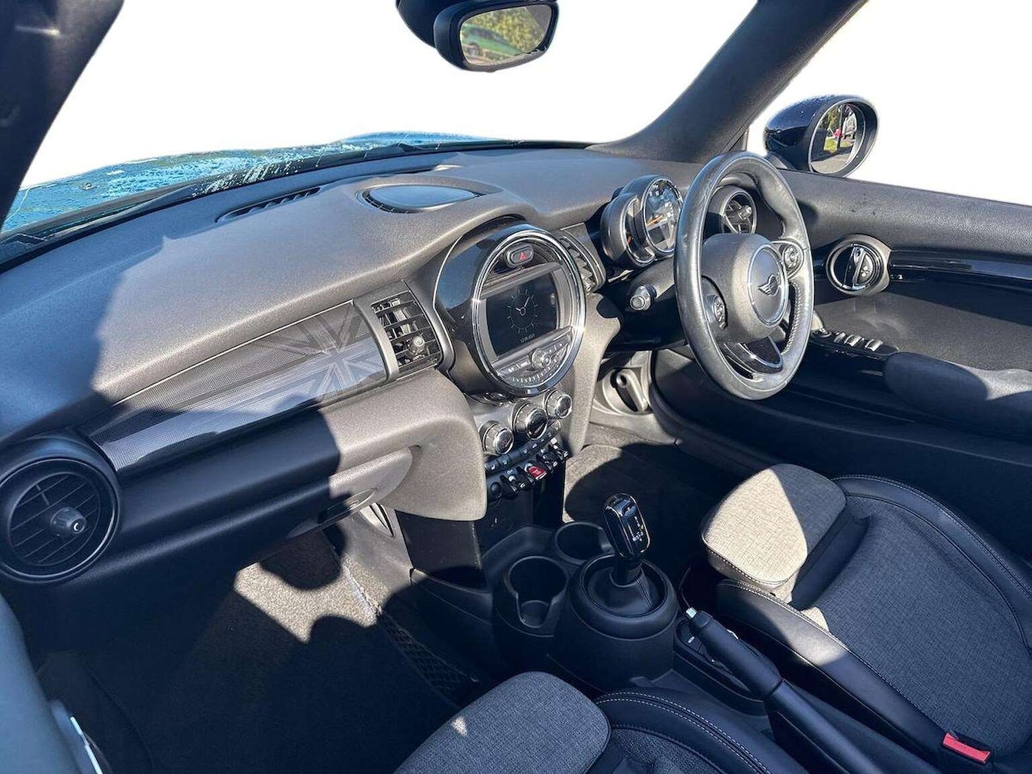 Used MINI Convertible 2018 for sale - 76596497: Photo 7