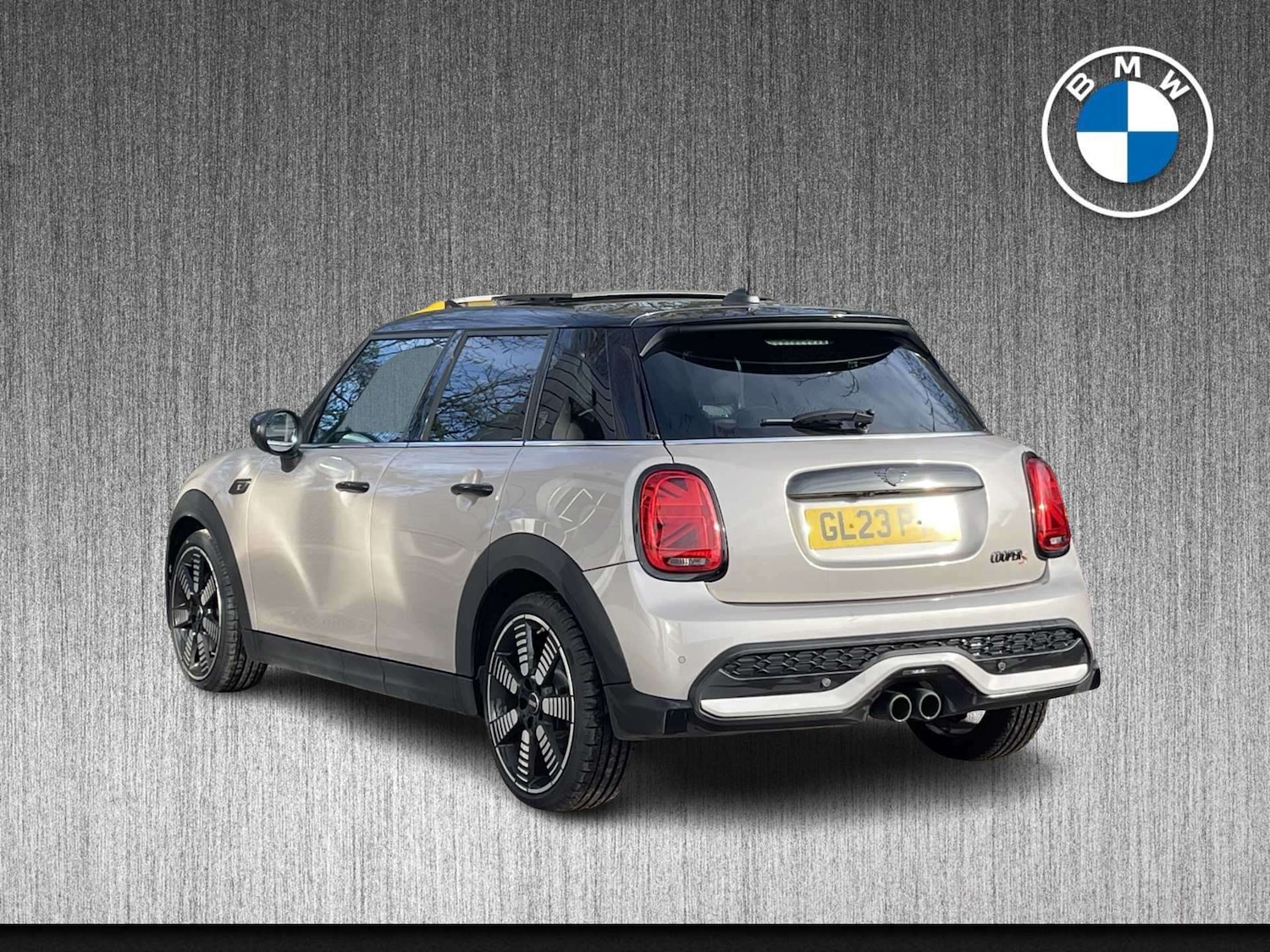 Used MINI Hatch 2023 for sale - 77954094: Photo 2