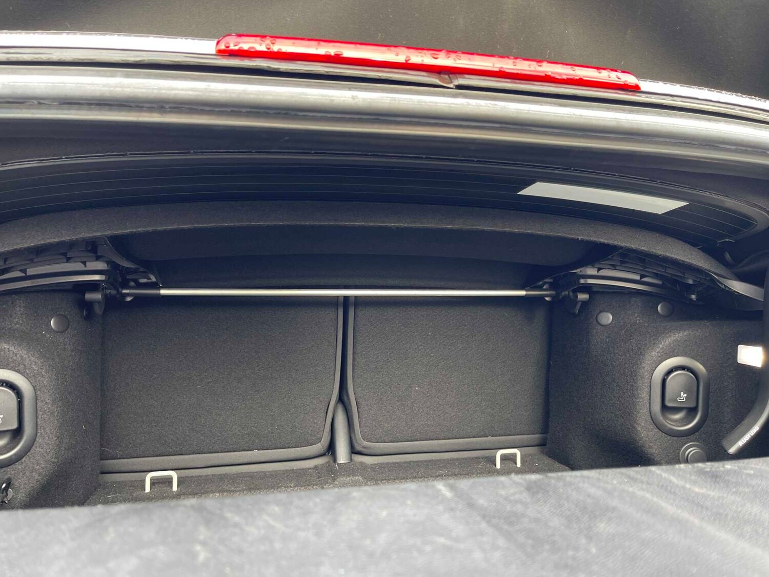 Used MINI Convertible 2020 for sale - 77489223: Photo 17