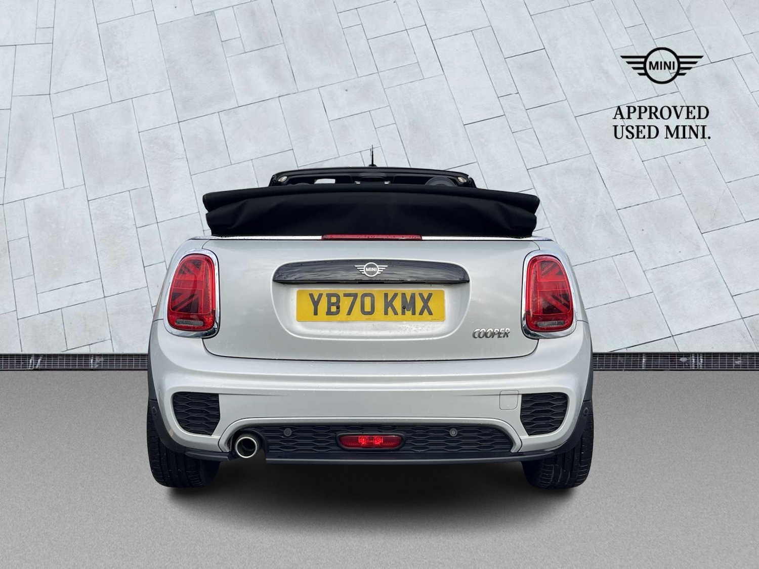 Used MINI Convertible 2020 for sale - 77489223: Photo 4