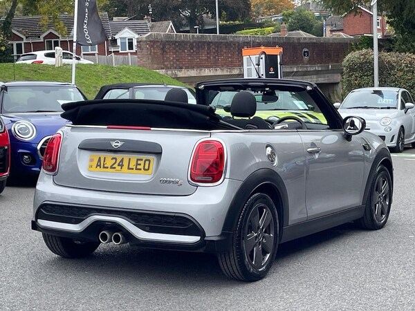 Used MINI Convertible 2024 for sale - 76246249: Photo 18