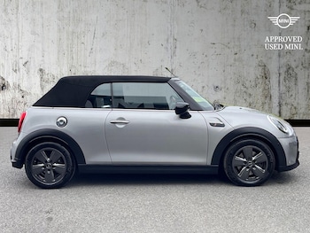 Used MINI Convertible 2024 for sale - 76246249: Photo 3