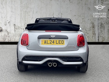 Used MINI Convertible 2024 for sale - 76246249: Photo 4