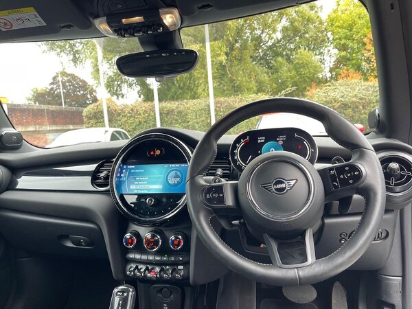 Used MINI Convertible 2024 for sale - 76246249: Photo 9