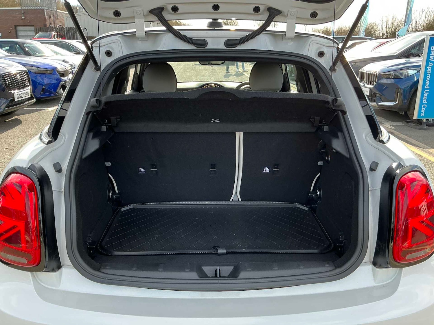 Used MINI Hatch 2022 for sale - 77845284: Photo 17