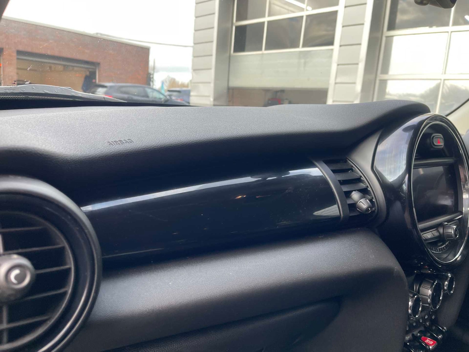 Used MINI Hatch 2018 for sale - 76911268: Photo 24