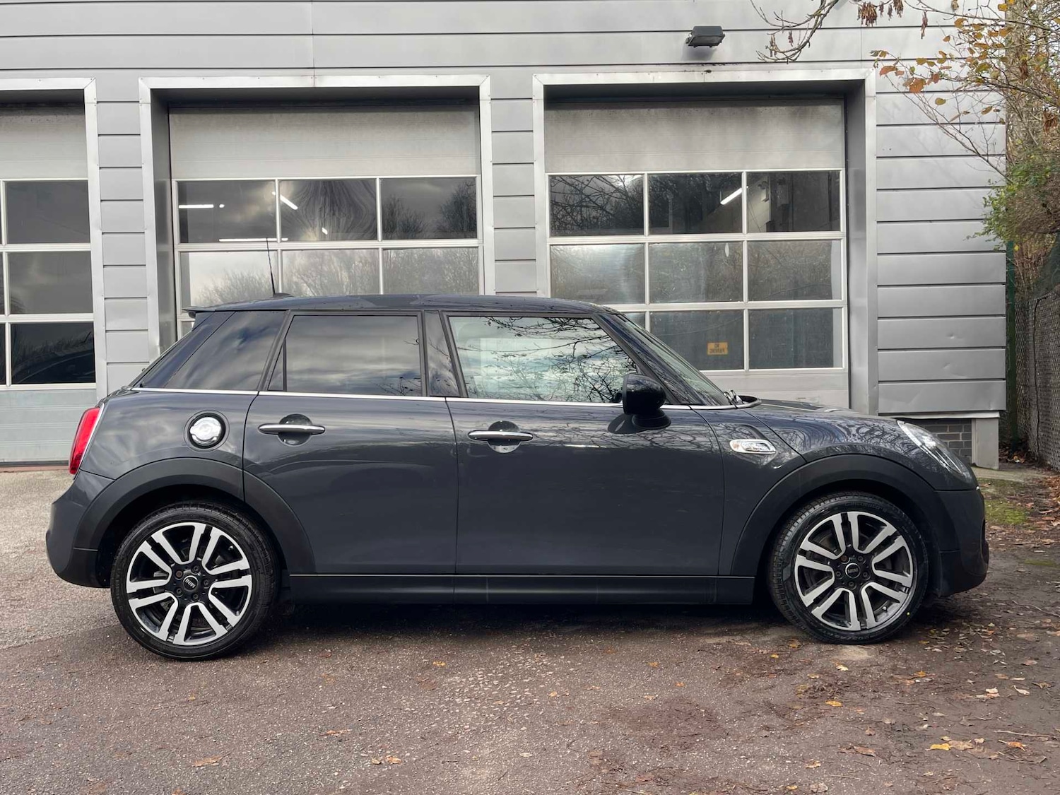 Used MINI Hatch 2018 for sale - 76911268: Photo 3