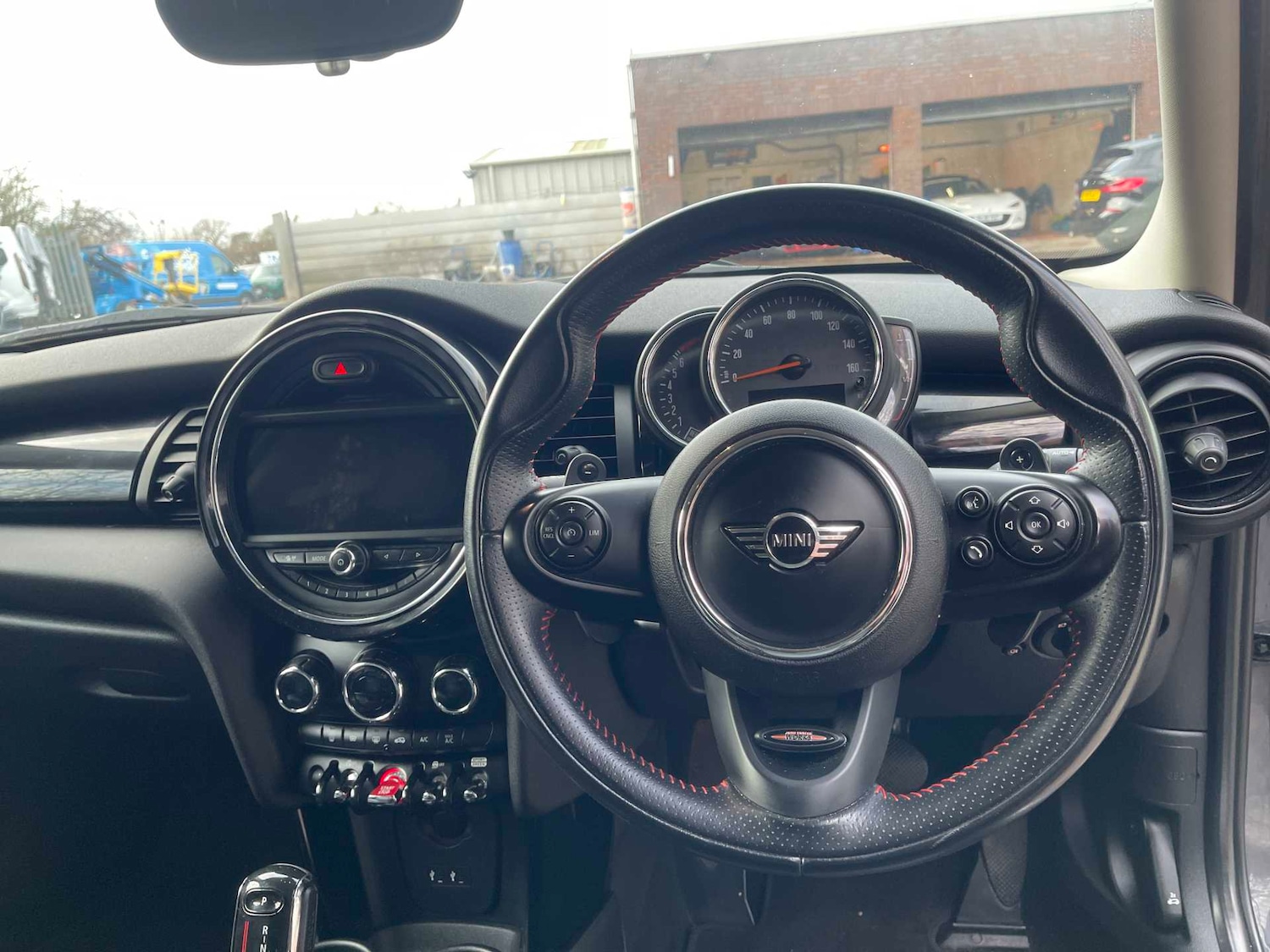 Used MINI Hatch 2018 for sale - 76911268: Photo 8