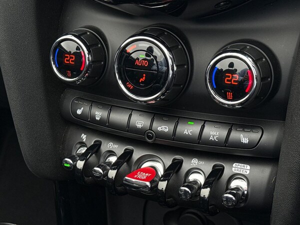 Used MINI Convertible 2024 for sale - 76268329: Photo 12