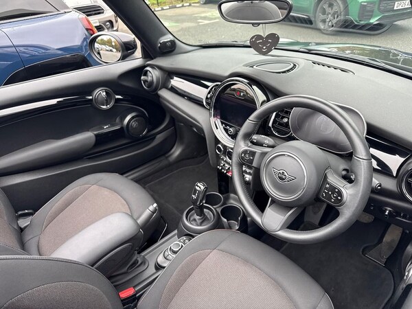 Used MINI Convertible 2024 for sale - 76268329: Photo 15
