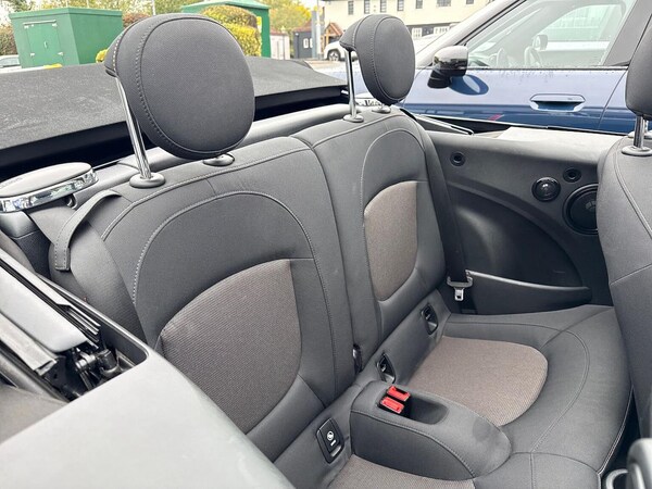 Used MINI Convertible 2024 for sale - 76268329: Photo 16