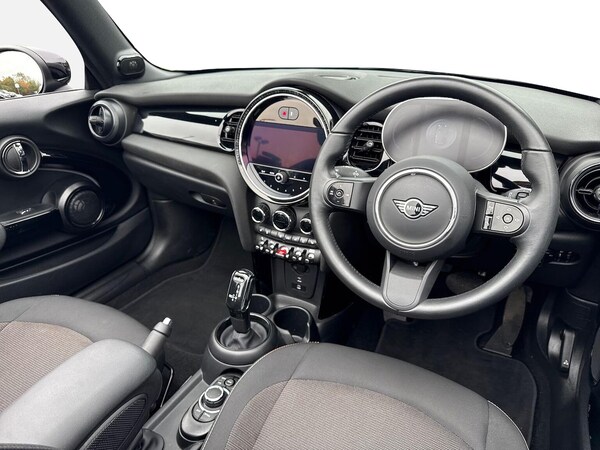 Used MINI Convertible 2024 for sale - 76268329: Photo 8