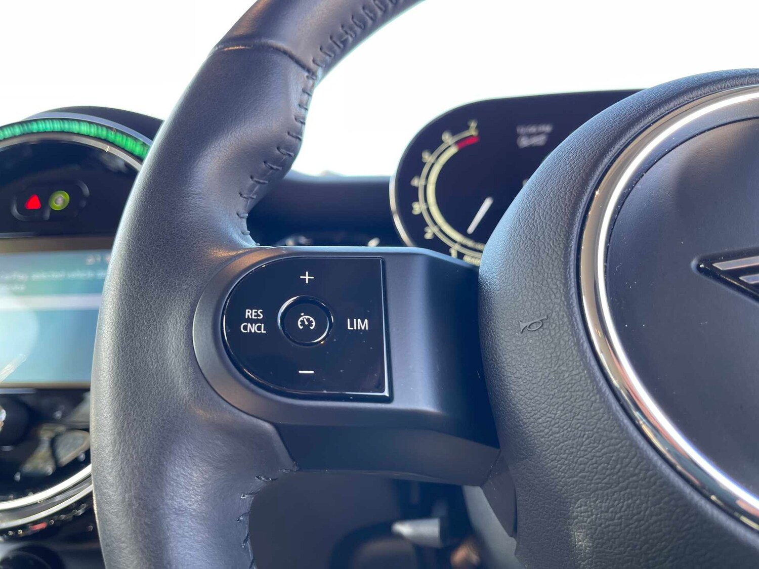 Used MINI Hatch 2023 for sale - 78192128: Photo 25