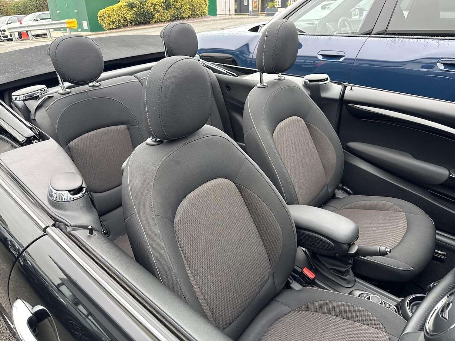 Used MINI Convertible 2024 for sale - 76719385: Photo 21