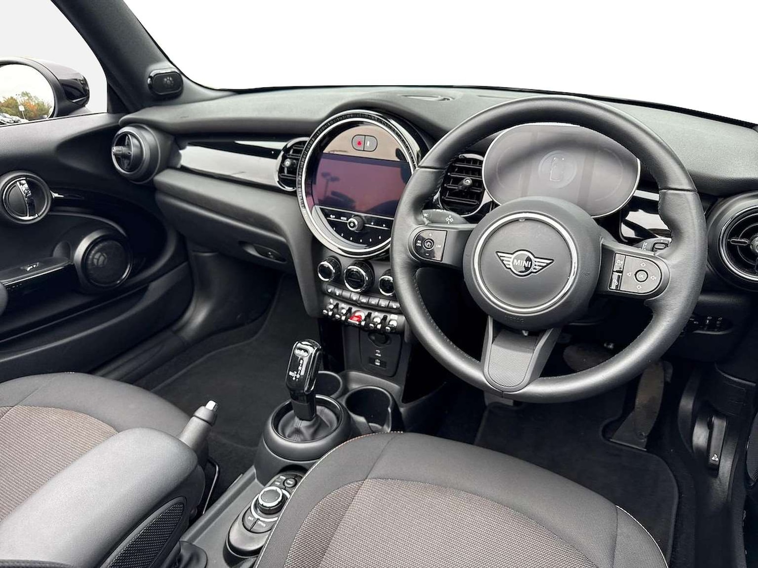 Used MINI Convertible 2024 for sale - 76719385: Photo 8