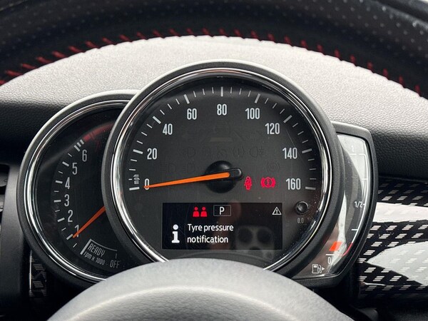 Used MINI Hatch 2020 for sale - 76268324: Photo 10