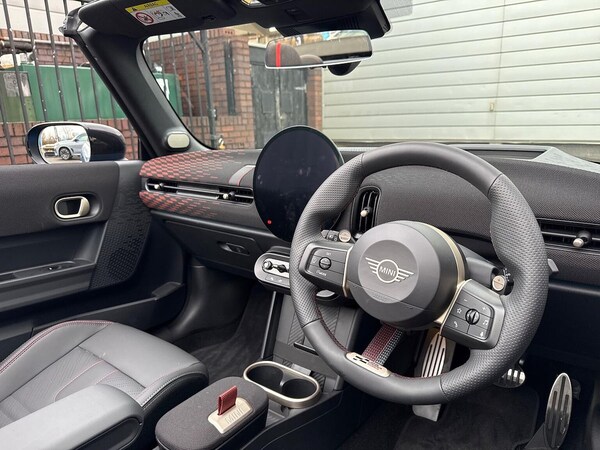 Used MINI Cooper 2025 for sale - 75723646: Photo 10