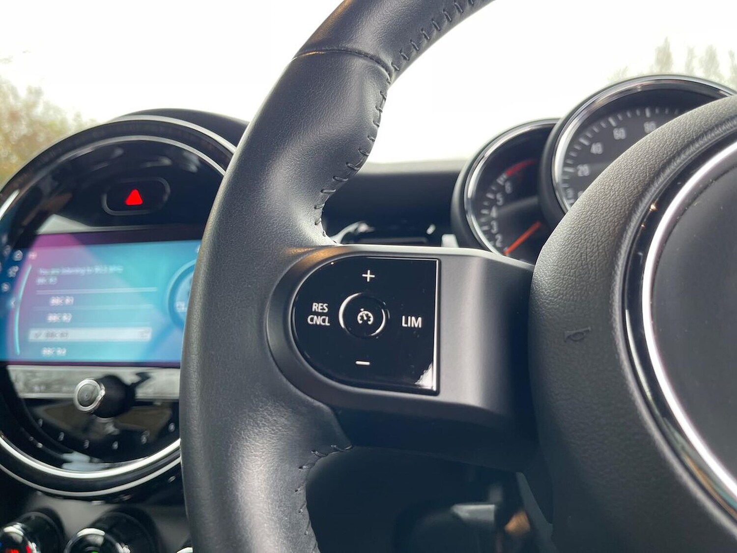 Used MINI Convertible 2022 for sale - 76450536: Photo 25