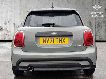 Used MINI Hatch 2022 for sale - 77070004: Photo