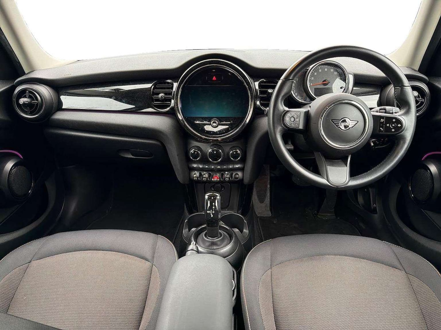 Used MINI Hatch 2022 for sale - 77070004: Photo 8