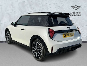Used MINI Cooper 2025 for sale - 79152522: Photo