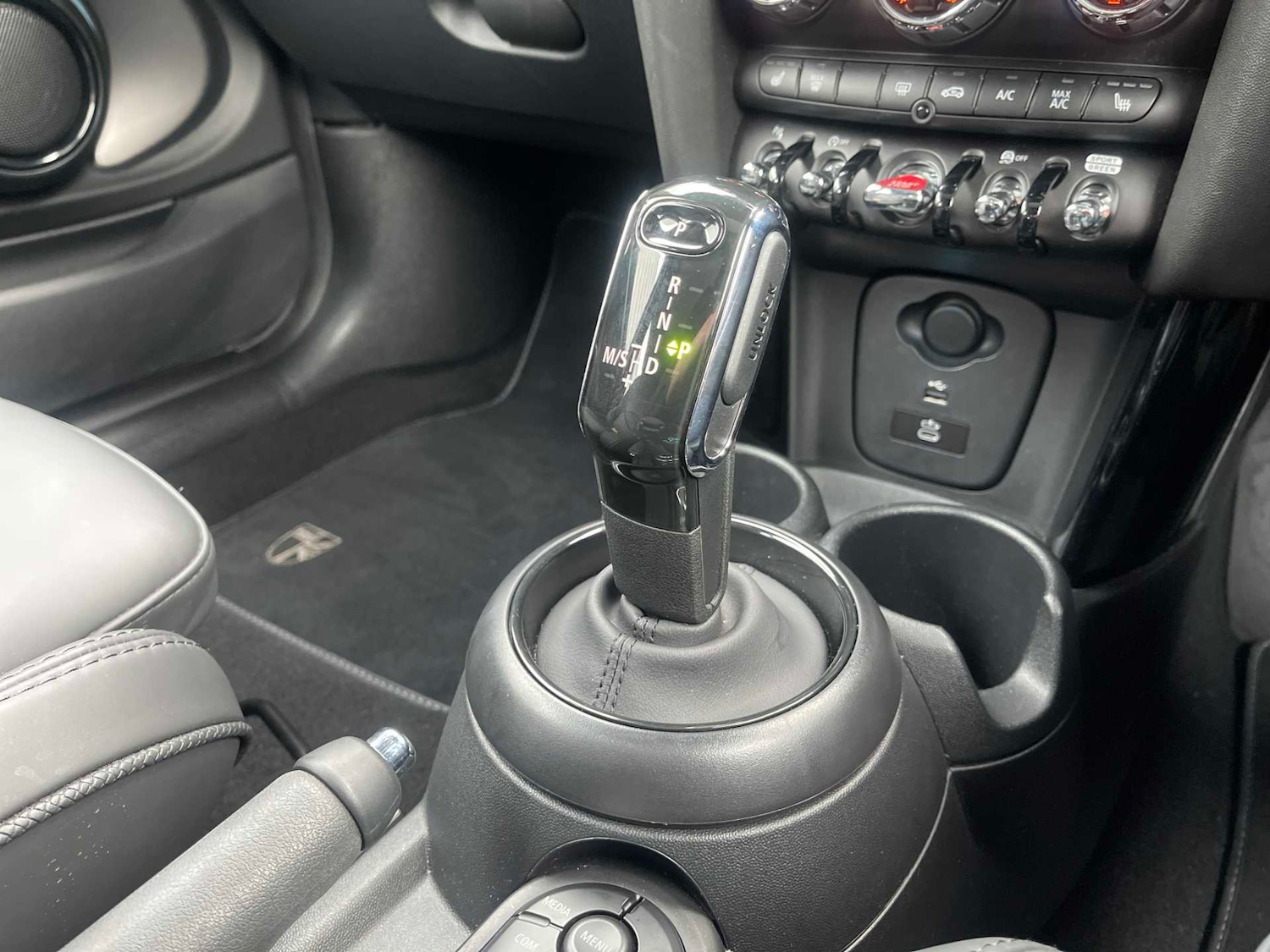 Used MINI Hatch 2023 for sale - 77488011: Photo 13