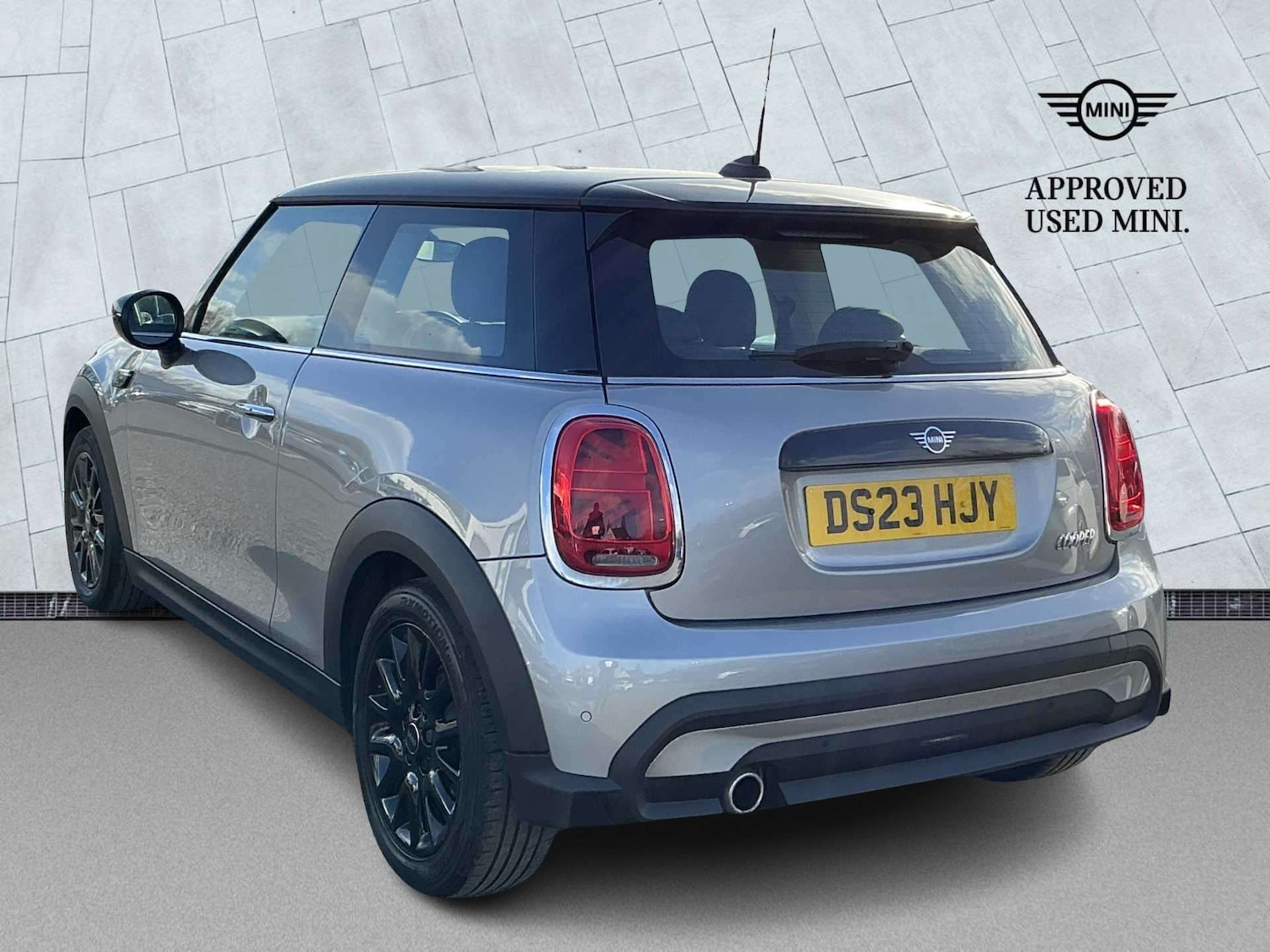 Used MINI Hatch 2023 for sale - 78053576: Photo 2