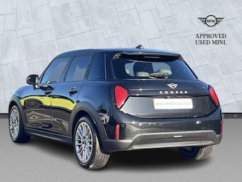 Used MINI Cooper 2024 for sale - 76735607: Photo