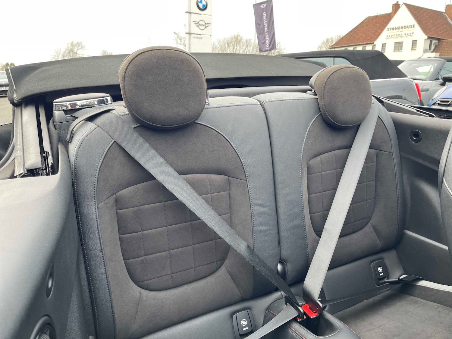 Used MINI Convertible 2022 for sale - 78178317: Photo 16