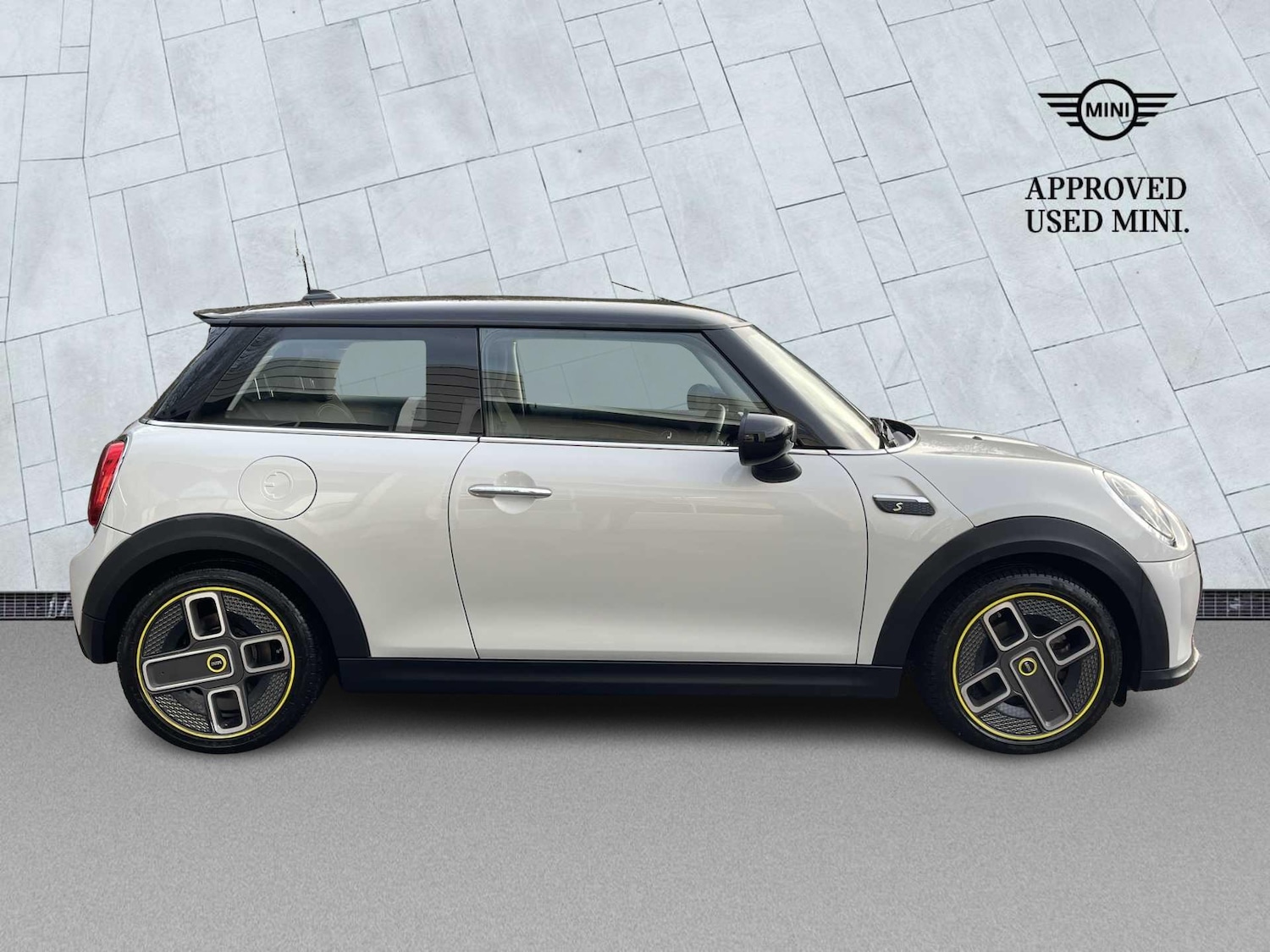 Used MINI Hatch 2021 for sale - 77488710: Photo 3