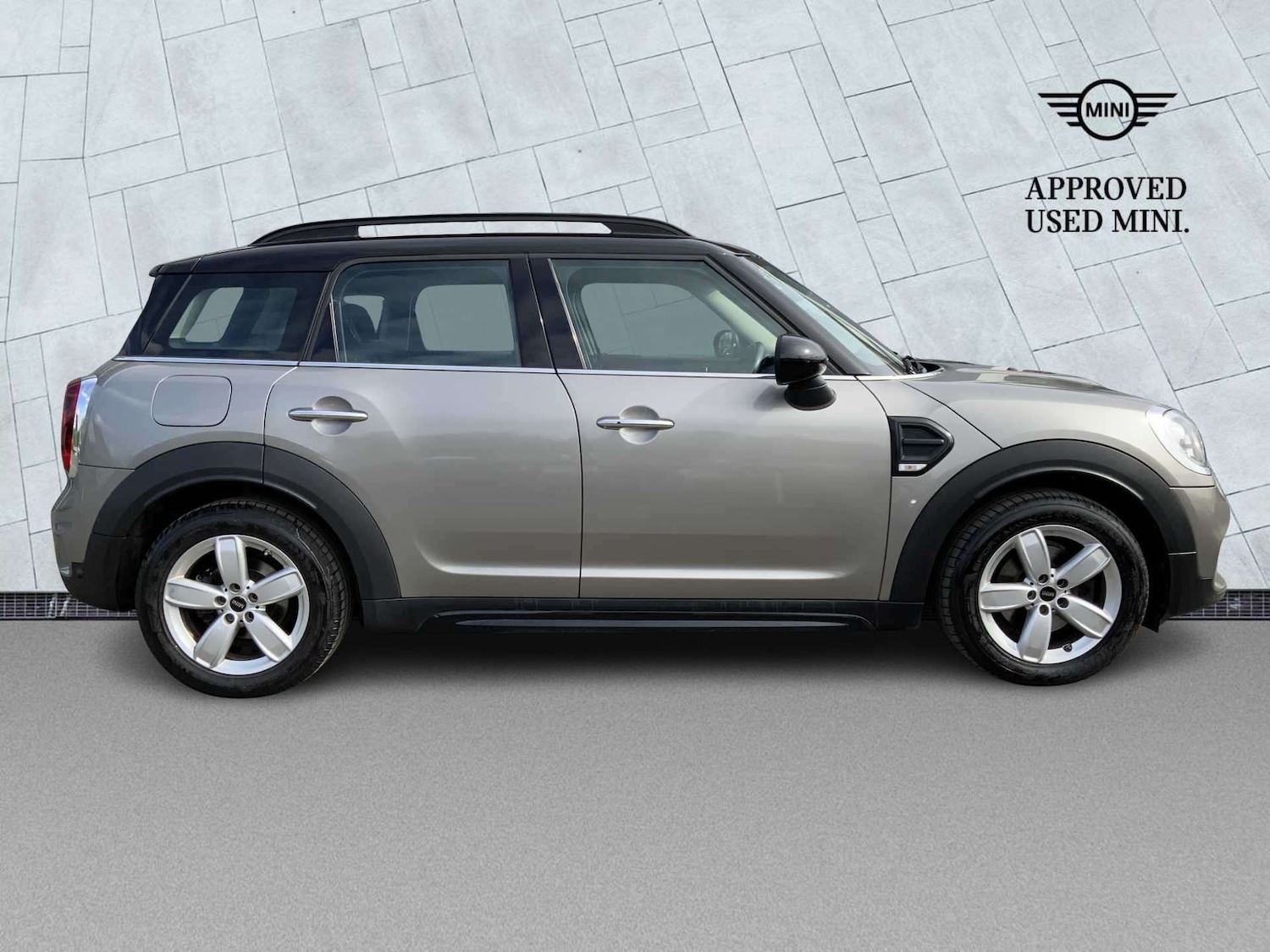 Used MINI Countryman 2018 for sale - 78196521: Photo 3