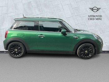 Used MINI Hatch 2023 for sale - 79419371: Photo