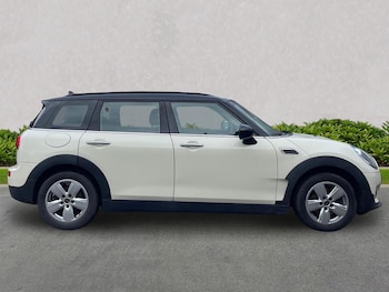 Used MINI Clubman 2016 for sale - 76450522: Photo