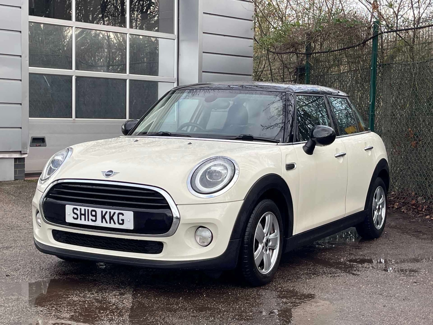 Used MINI Hatch 2019 for sale - 77487479: Photo 13